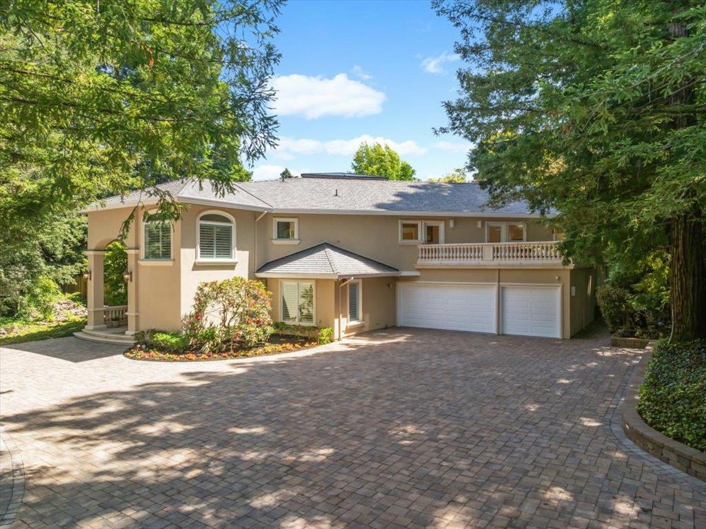 801 Eucalyptus Avenue Property Photo 1