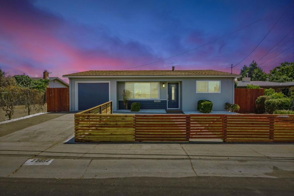 22052 Thelma Property Photo 1