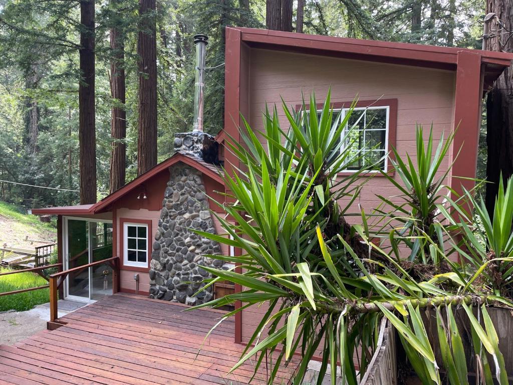 35 Sequoia Drive Property Photo 2