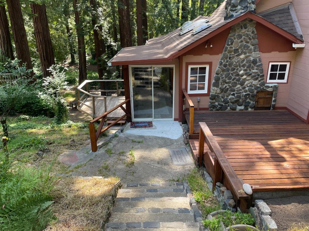 35 Sequoia Drive Property Photo 9