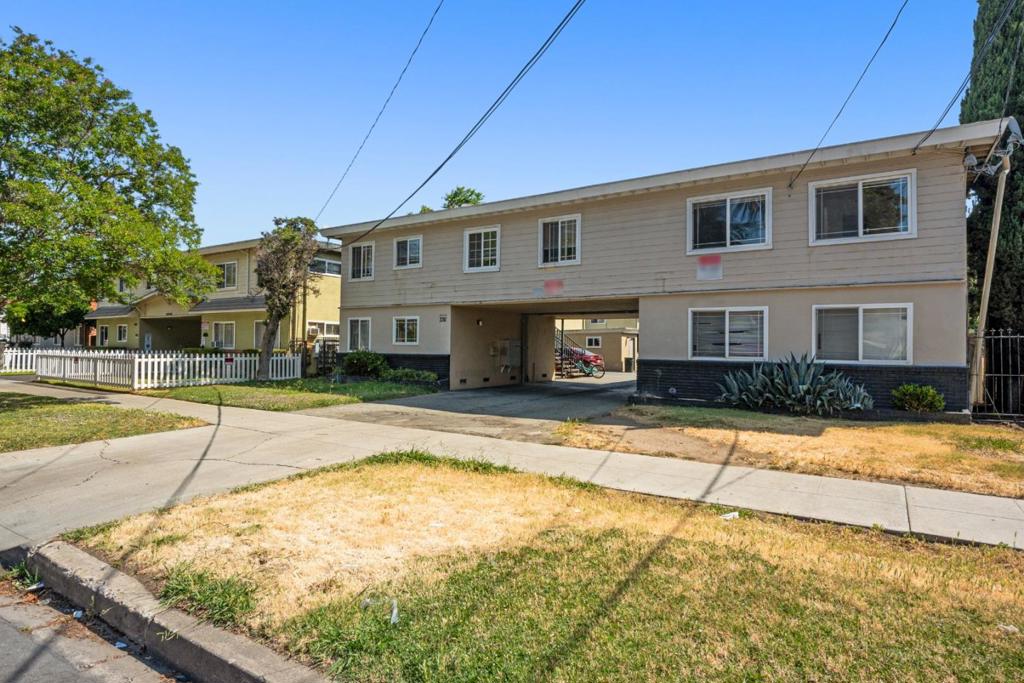 336 N 5th Street Property Photo 4