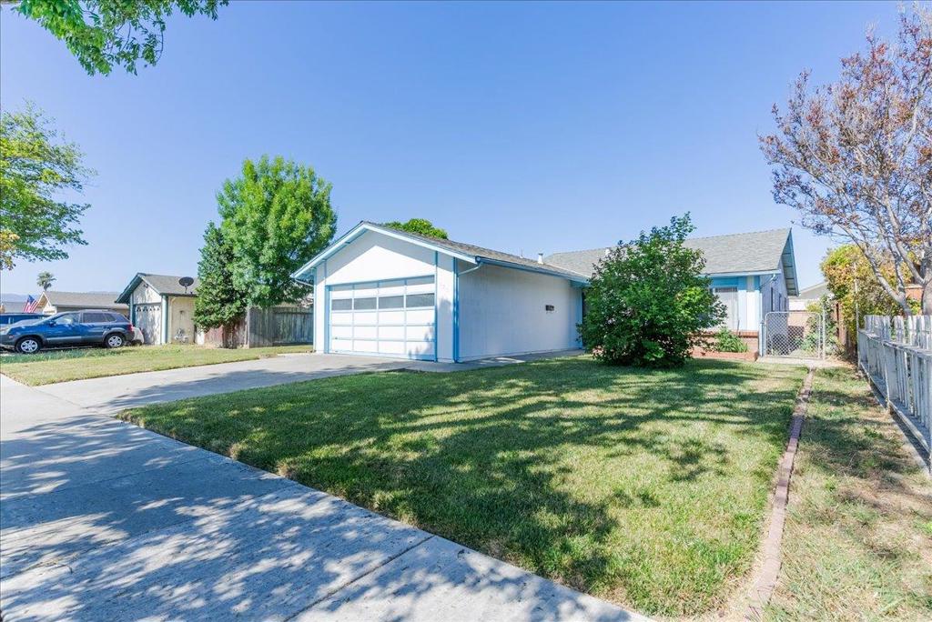 290 Ranchito Drive Property Photo 1