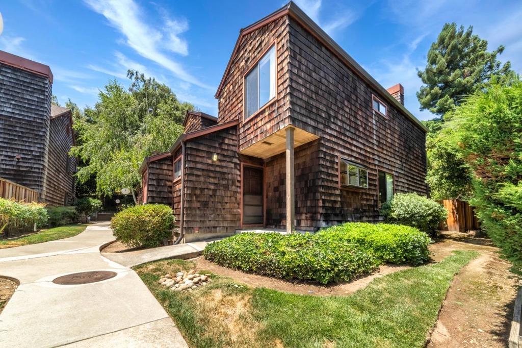 1555 Hecker Pass Road C101 Property Photo 1