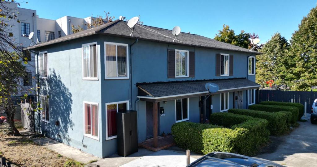 1283 University Avenue Property Photo 2