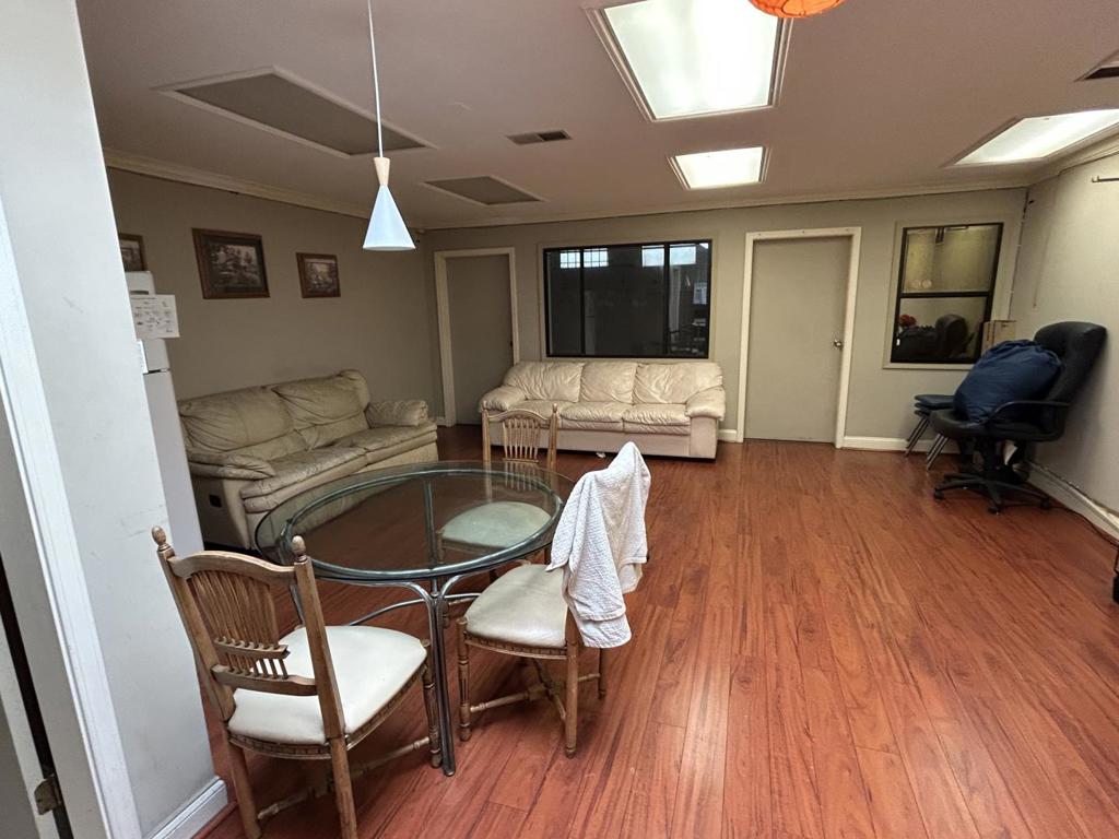 4871 Mission Street Property Photo 5