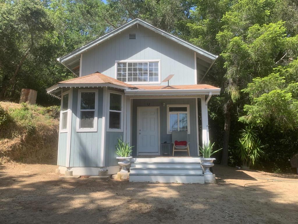 25054 Highland Way Property Photo 1