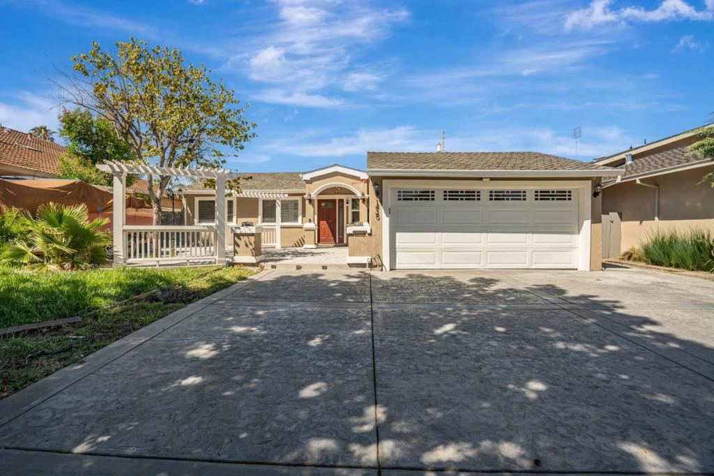 1435 Mardan Drive Property Photo 1