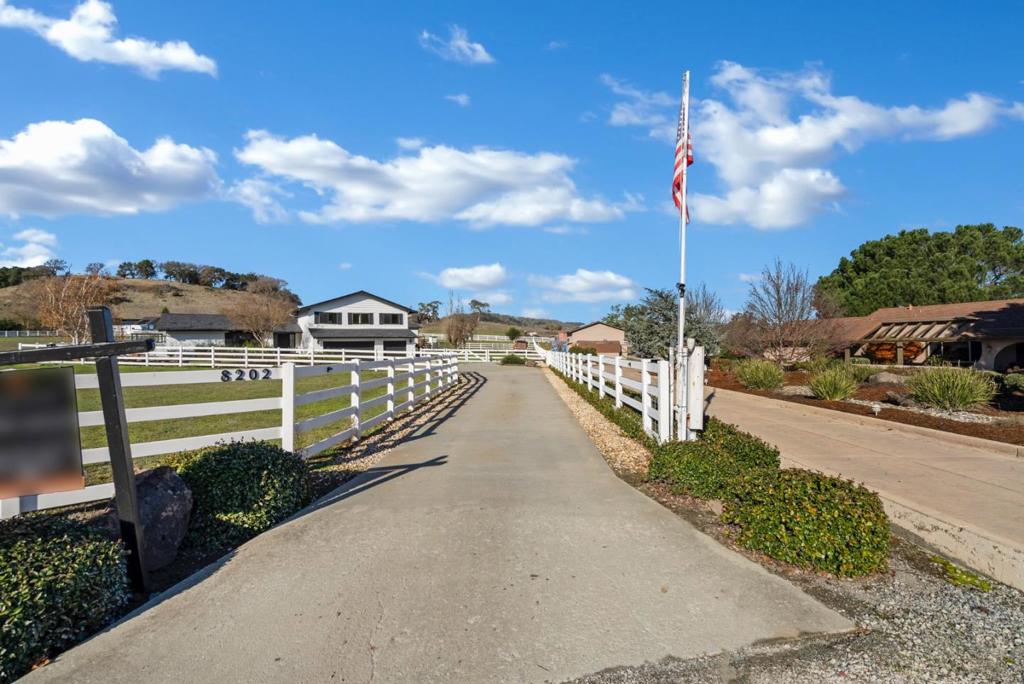 8202 Honeybee Court Property Photo 1