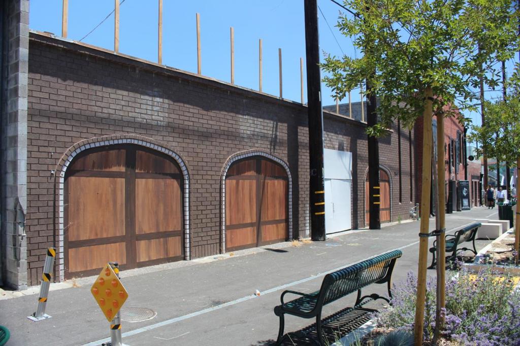 75417543 Monterey Street Property Photo 5