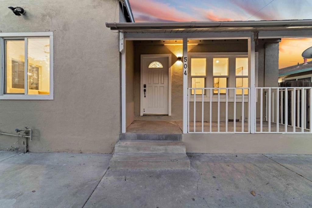 504 Hannah Street Property Photo 1