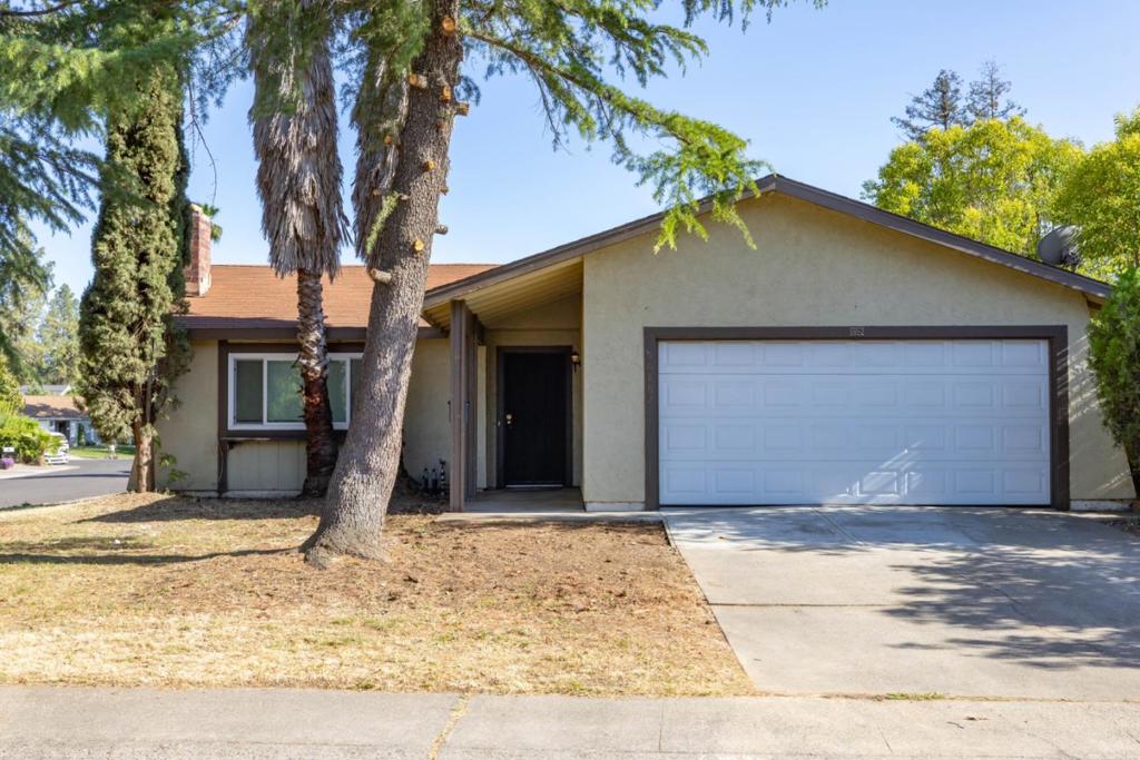 6862 Westchester Way Property Photo 1