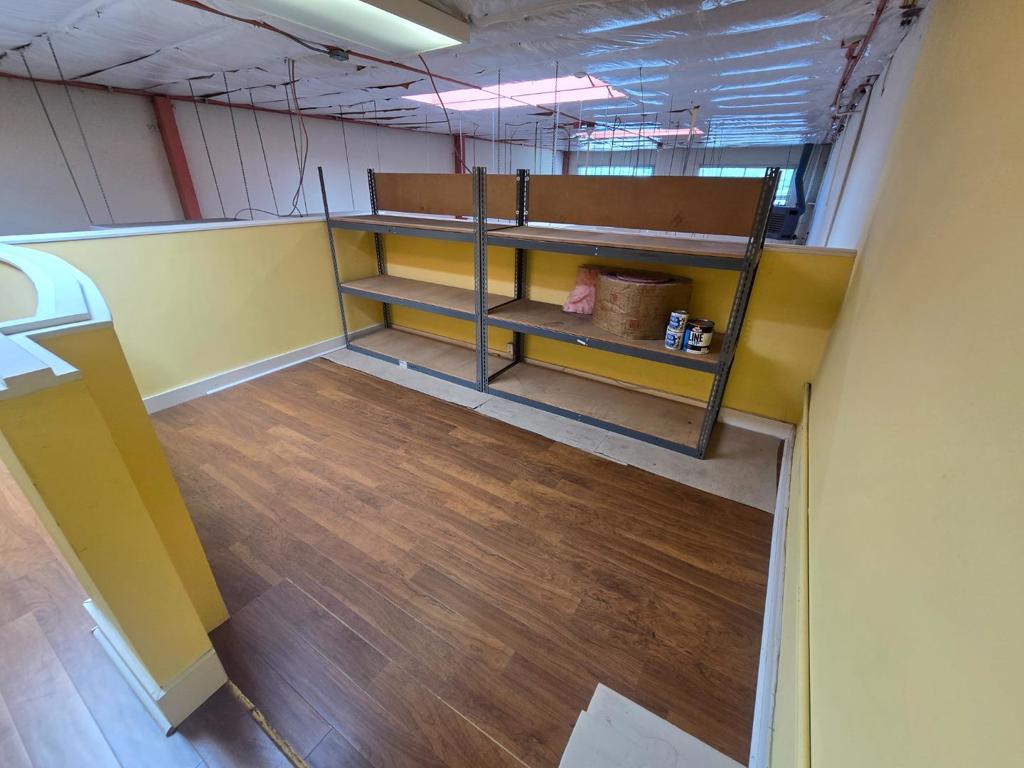 931 N Amphlett Boulevard Property Photo 6