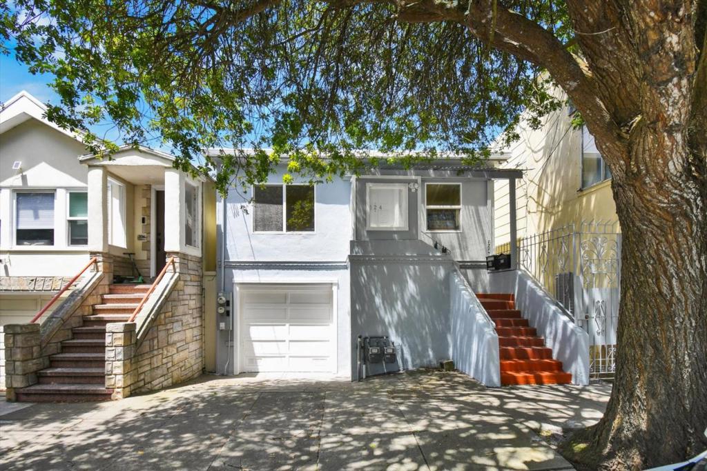 324 Holloway Avenue Property Photo 1