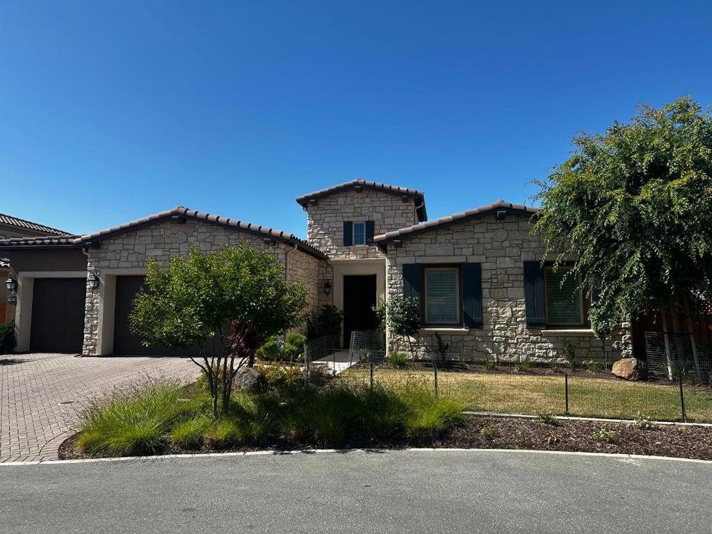 18675 Corte Arcangel Property Photo 3