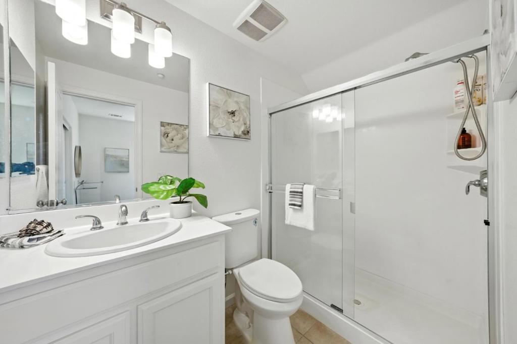 709 Modern Ice Drive Property Photo 37