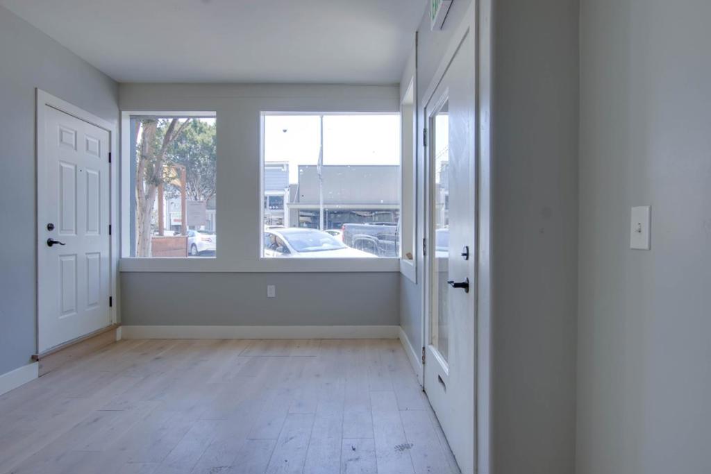 222 5th Street 101 Property Photo 6