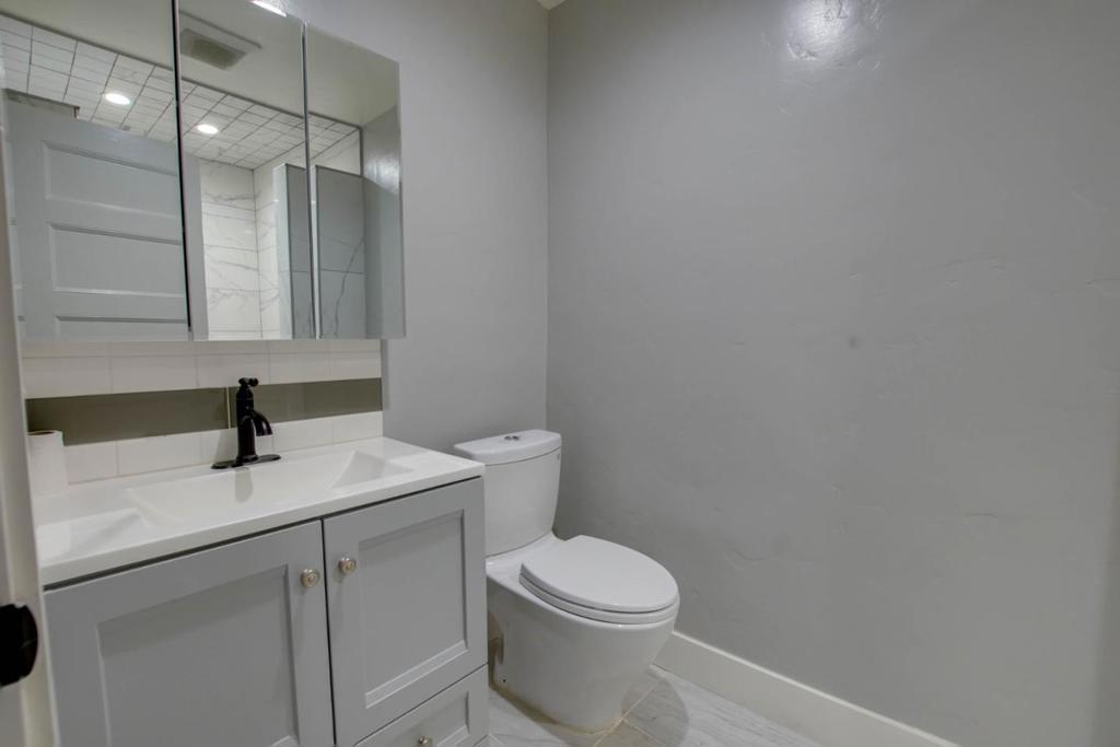222 5th Street 101 Property Photo 11