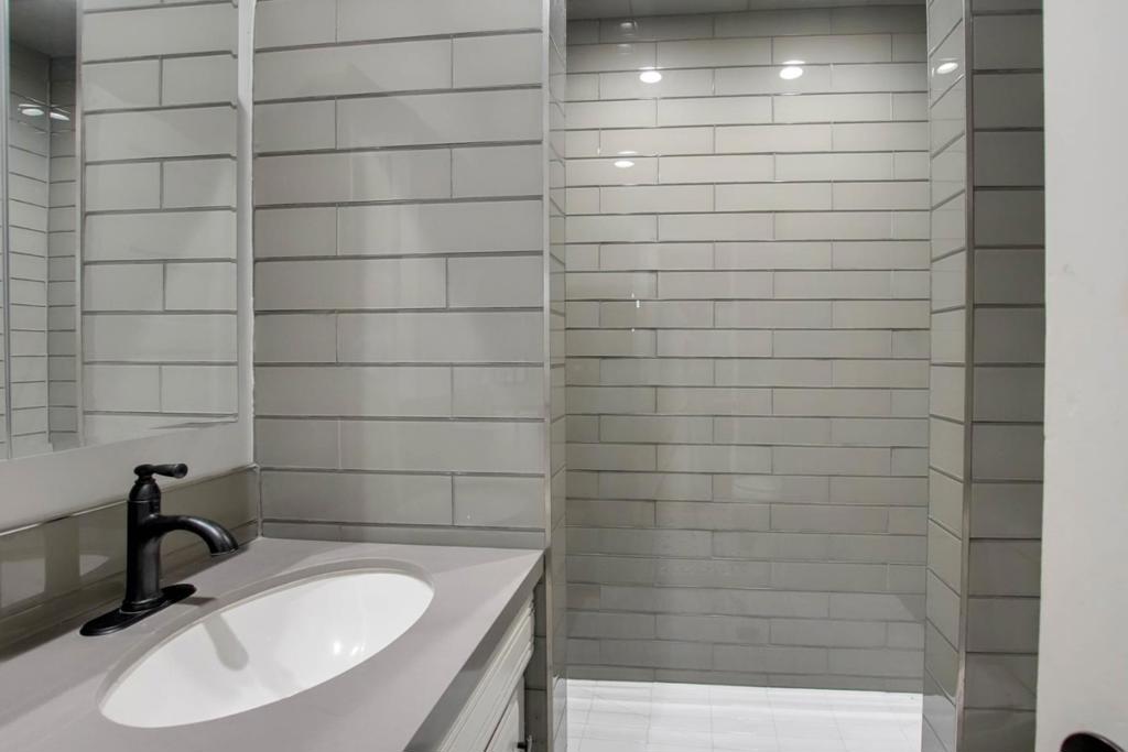 222 5th Street 101 Property Photo 26