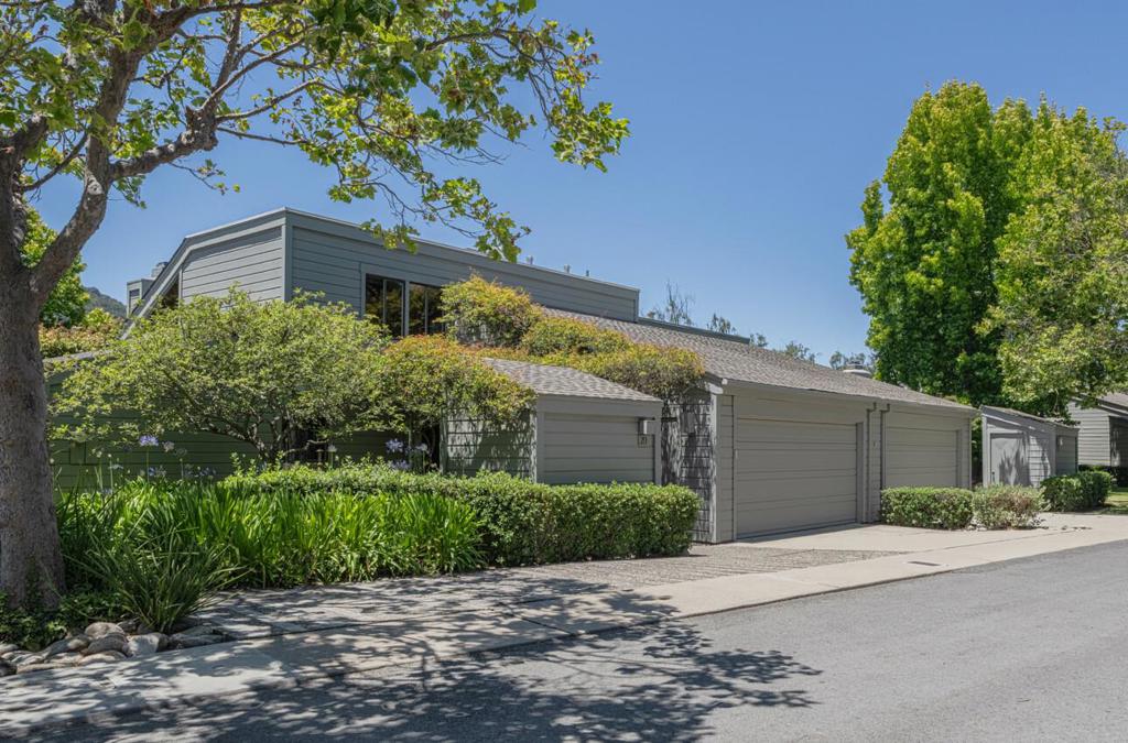 20 Woodside Place Property Photo 1