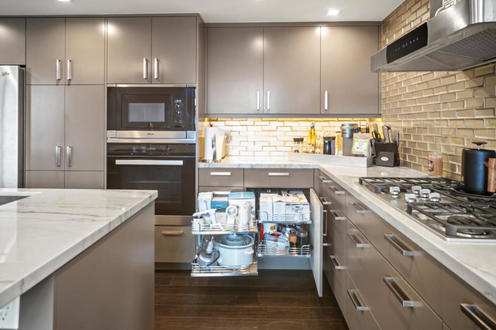 879 Lottie Street Property Photo 11