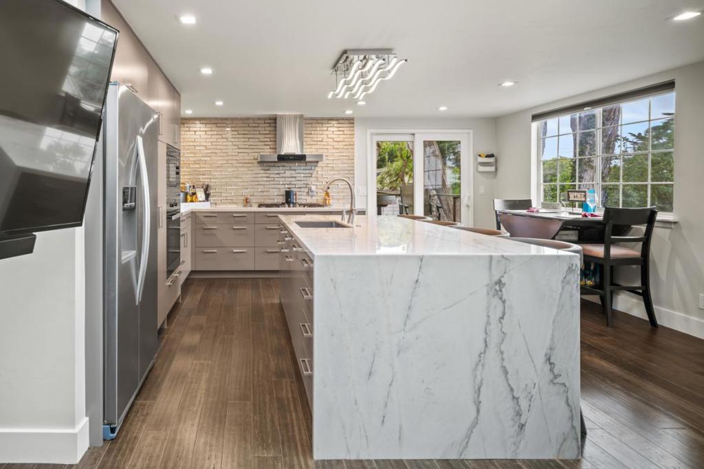 879 Lottie Street Property Photo 14