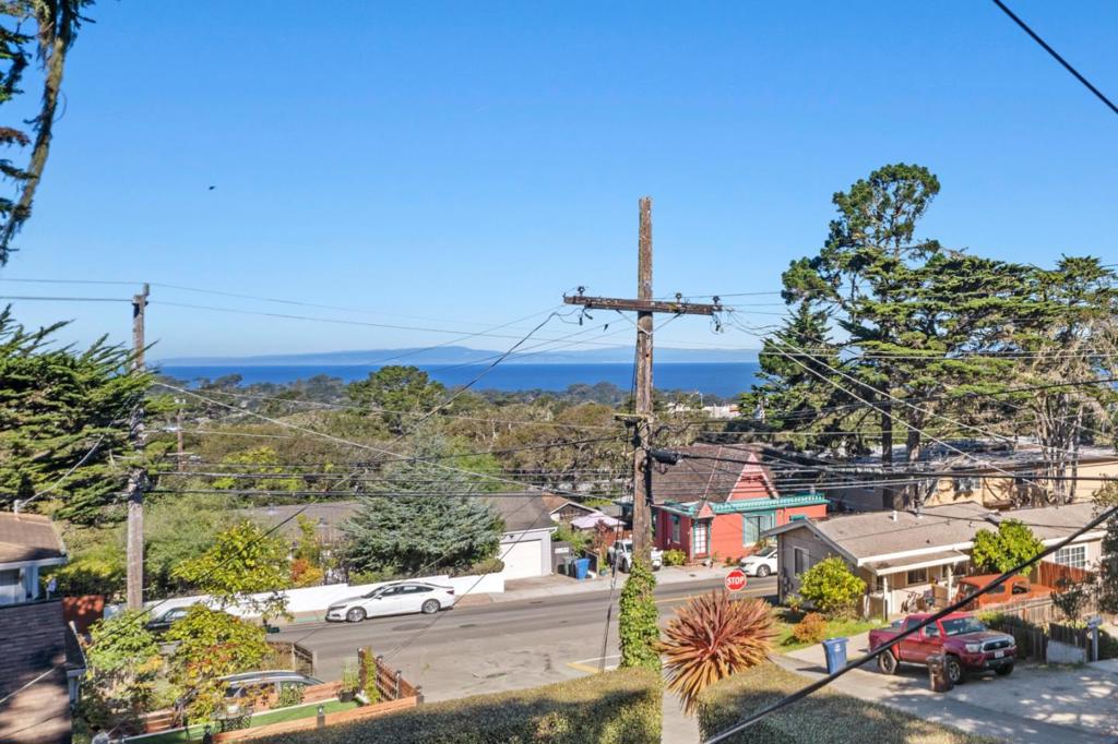 879 Lottie Street Property Photo 29