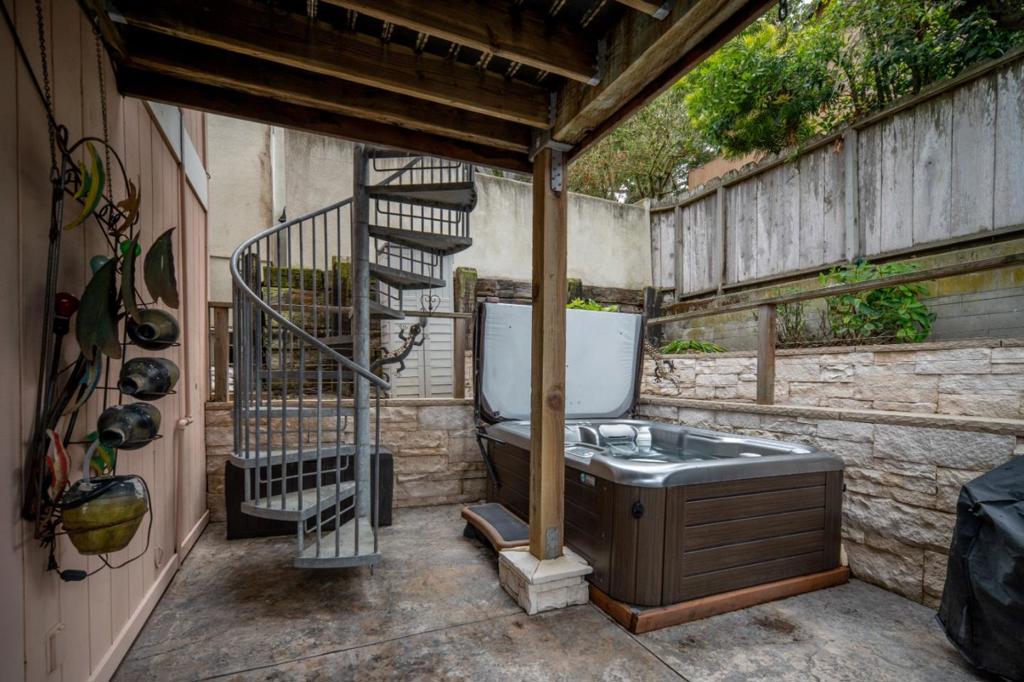 879 Lottie Street Property Photo 54