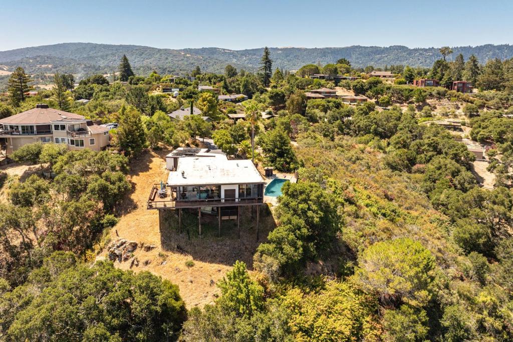 30 Pine Ridge Way Property Photo 19