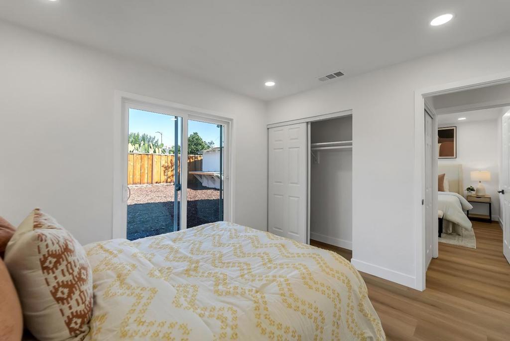 2668 Mozart Avenue Property Photo 17