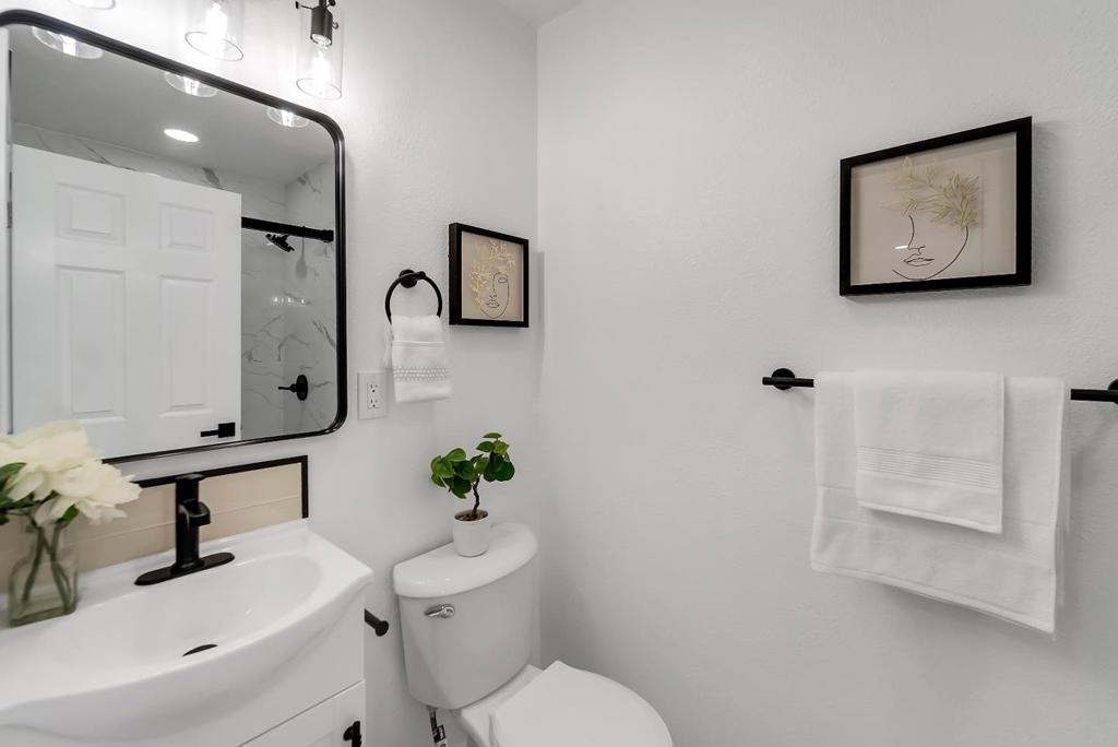 2668 Mozart Avenue Property Photo 18