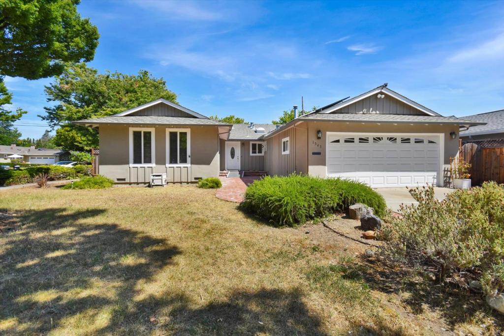 1543 Willowbrook Drive Property Photo 1