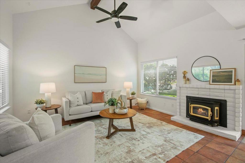2650 Kentworth Way Property Photo 1
