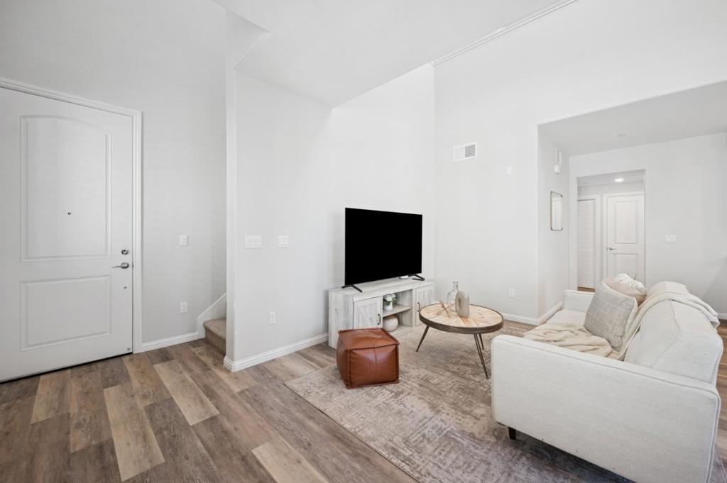 1452 Nightshade Road 40 Property Photo 3