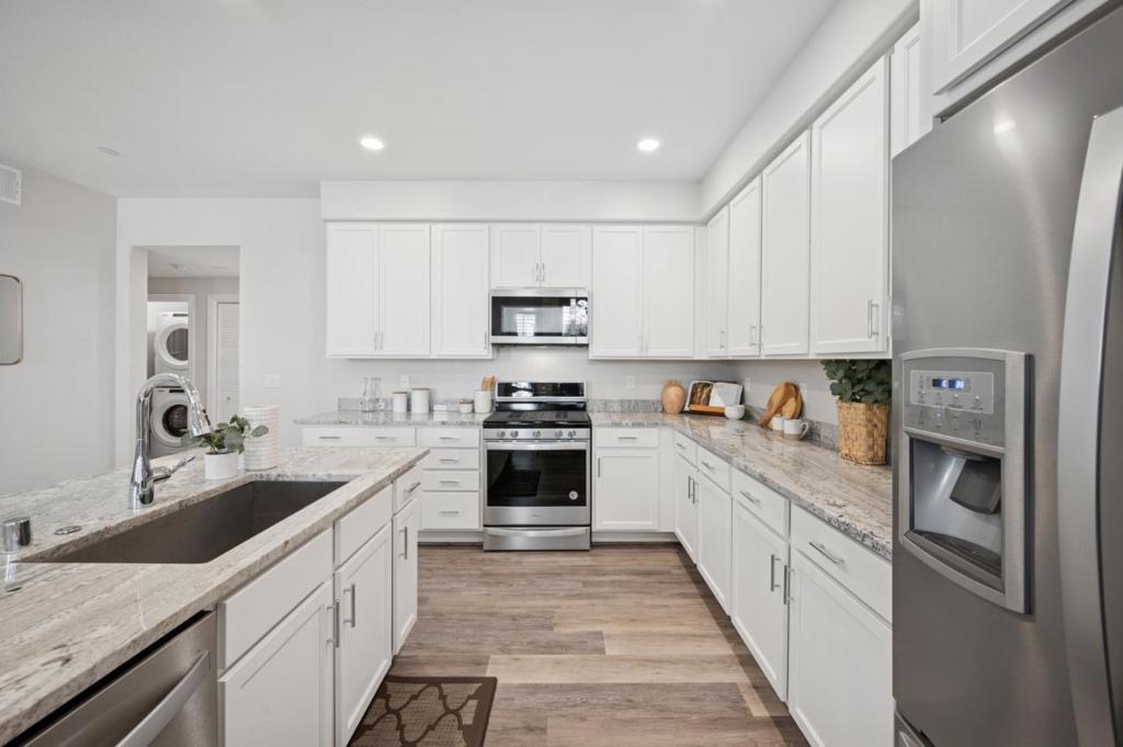 1452 Nightshade Road 40 Property Photo 7