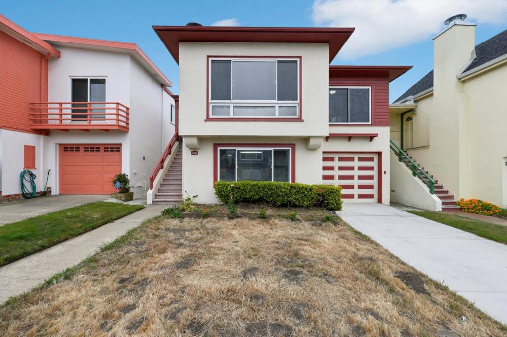 1360 S Mayfair Avenue Property Photo 1