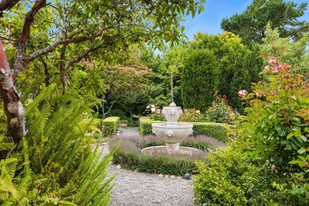 4021 El Bosque Drive Property Photo 24