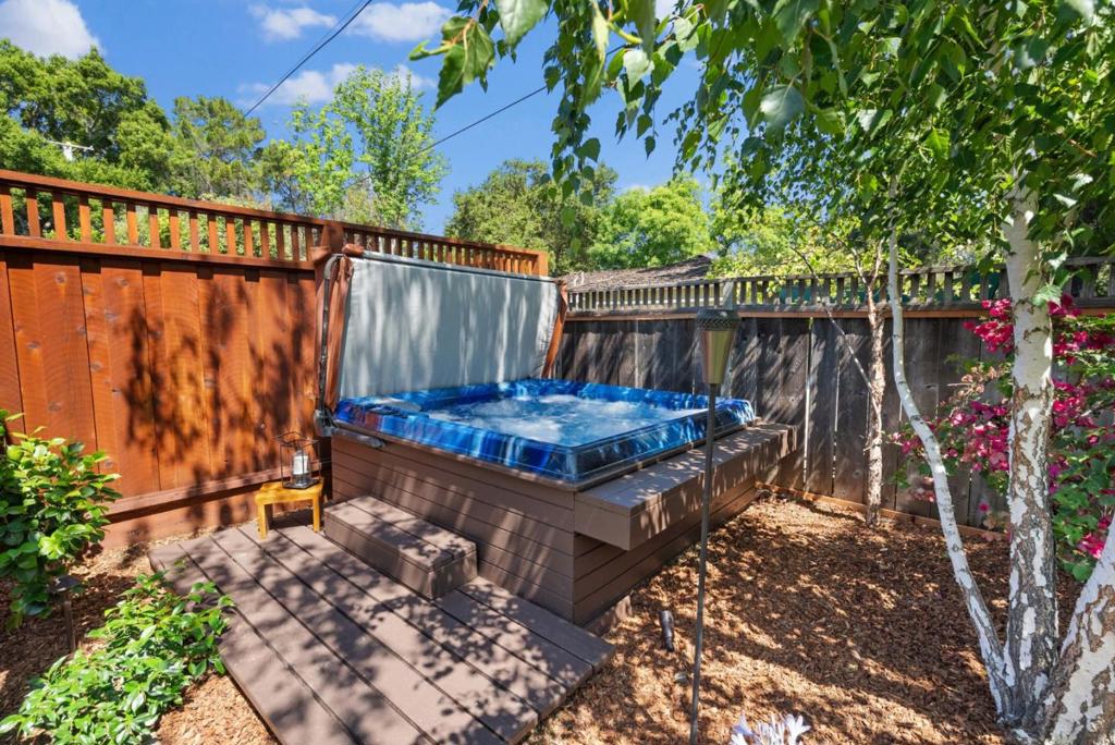 1271 Petersen Court Property Photo 32