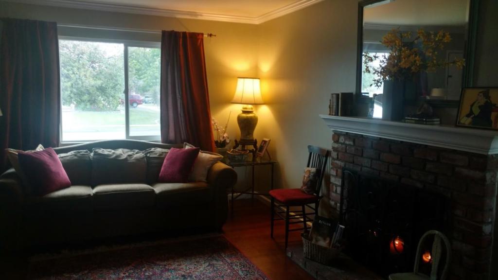 University Avenue Property Photo 24
