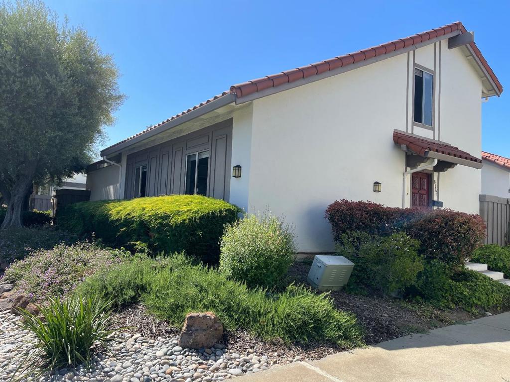 8063 Park Villa Circle