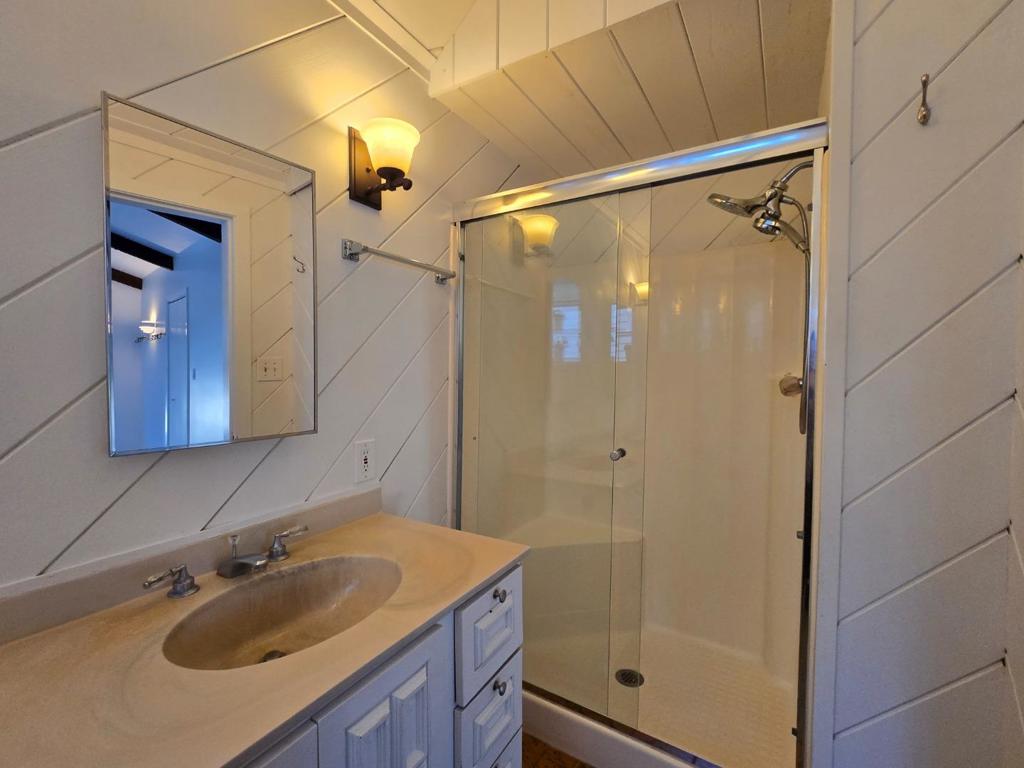 131 Hazel Avenue Property Photo 5
