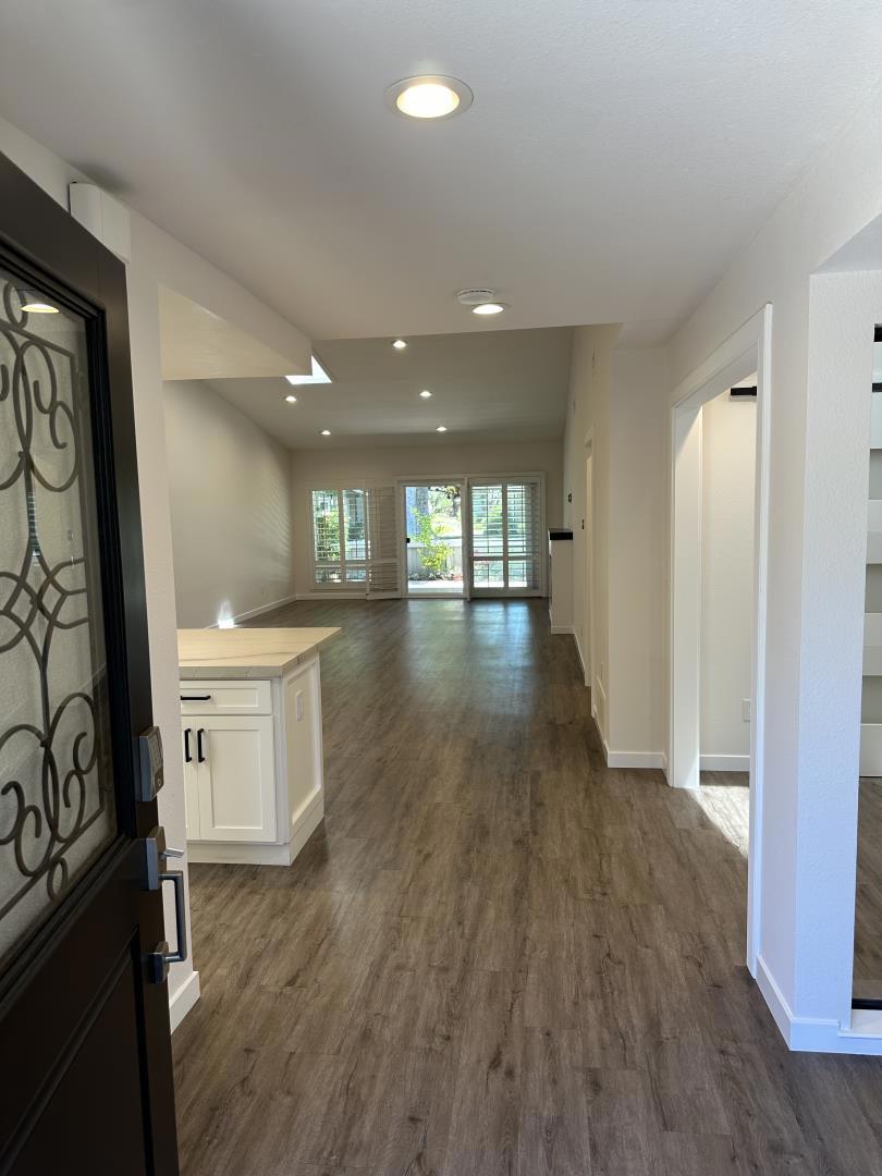 1113 Silver Oak Court Property Photo 1