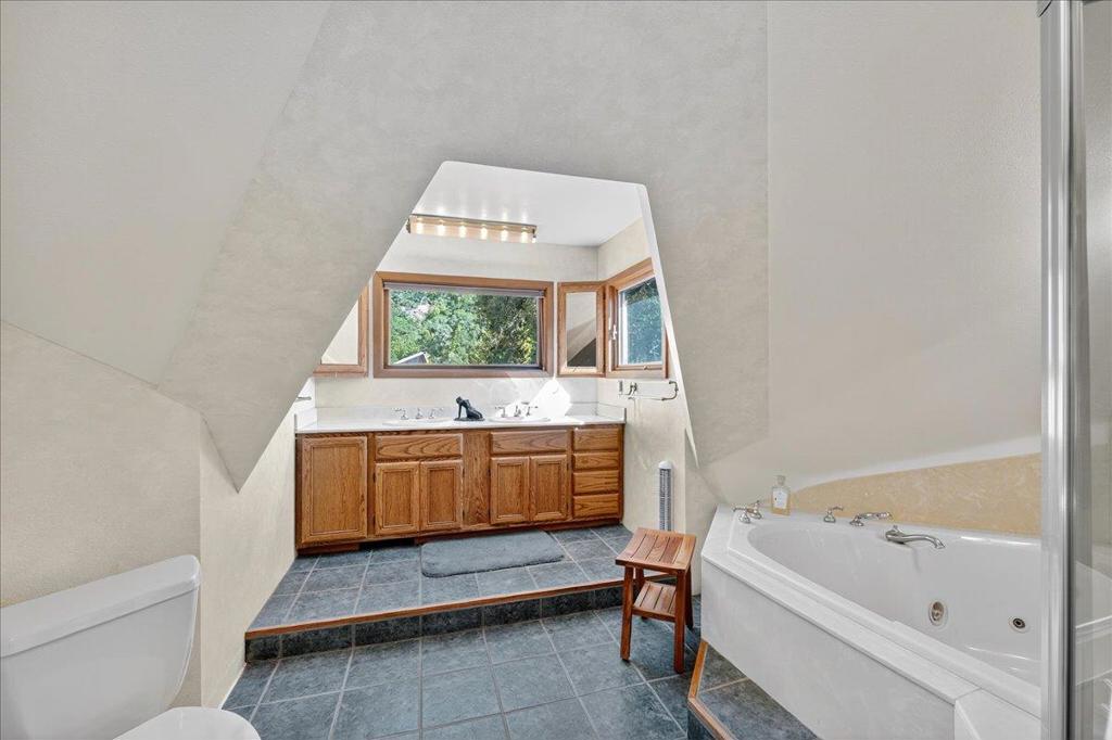 5224 Twin Falls Road Property Photo 64