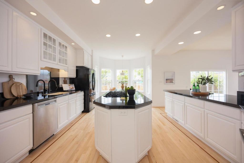 608 Silver Avenue Property Photo 16