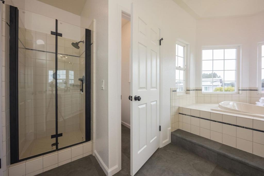 608 Silver Avenue Property Photo 38