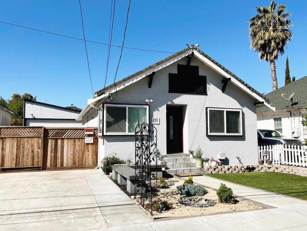 531 N 12th Street Property Photo 1