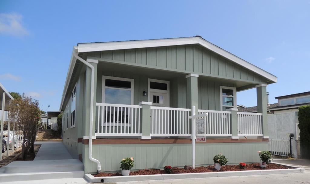 144 Holm Road Property Photo 1