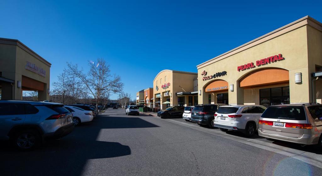 3005 Silver Creek Road 182 Property Photo 6