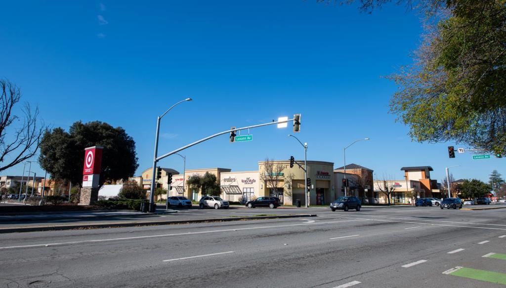 3005 Silver Creek Road 182 Property Photo 9