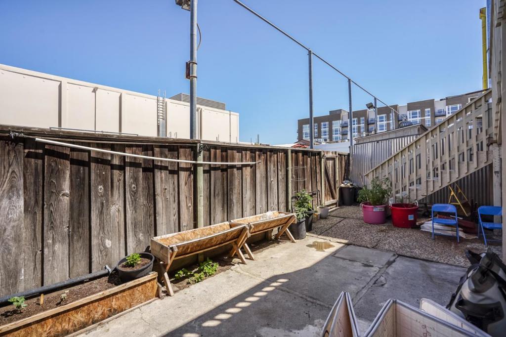 205 Jackson Street Property Photo 29