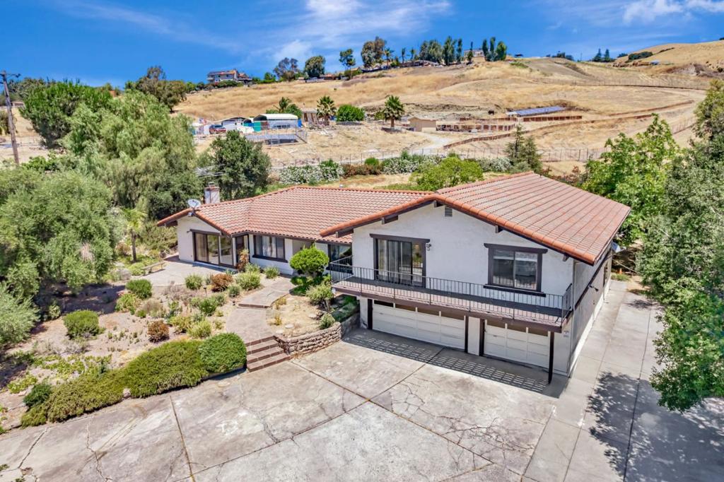 15231 Skyview Drive
